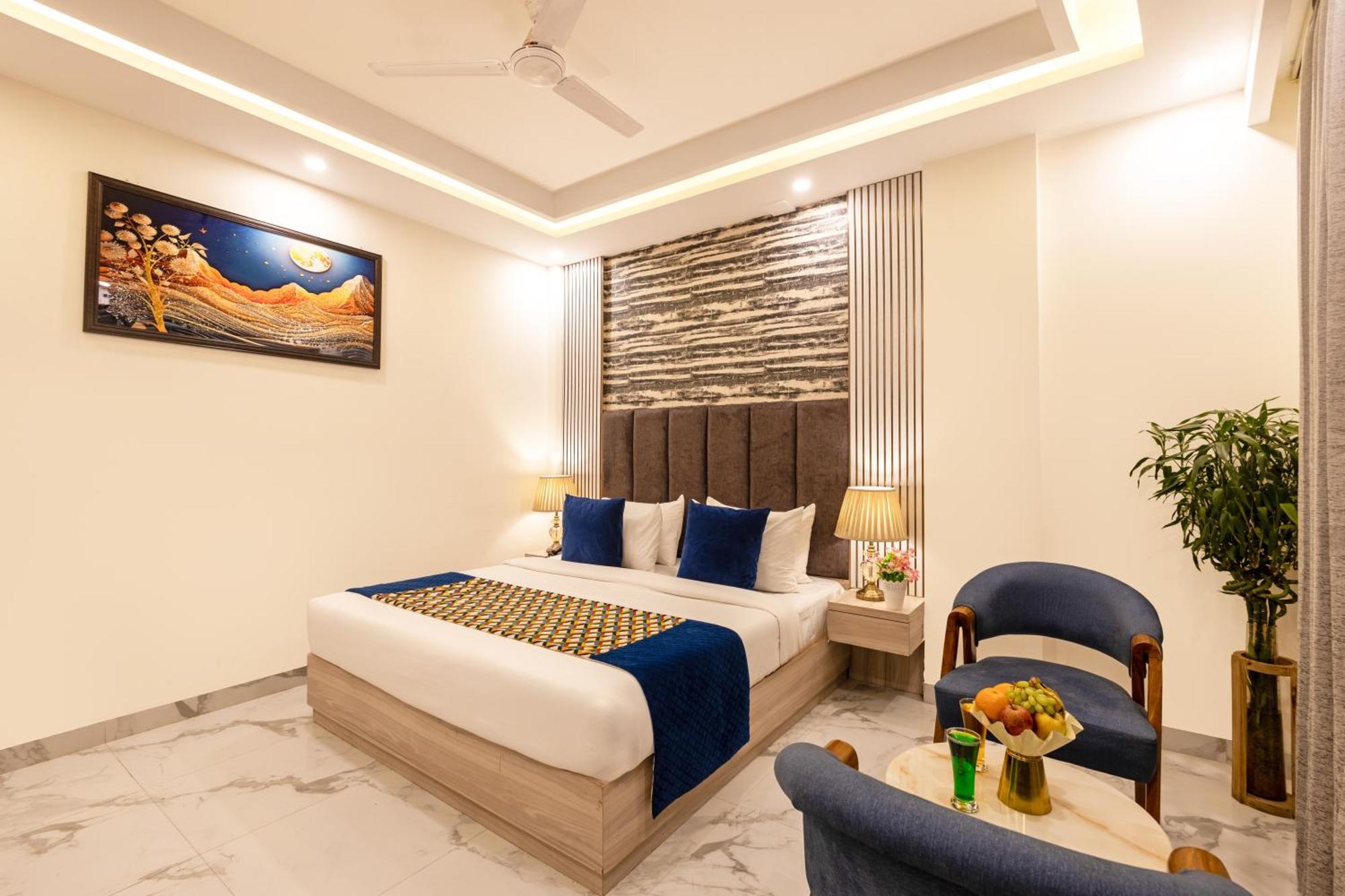 Hotel East End Mahipalpur Delhi Airport 4*
