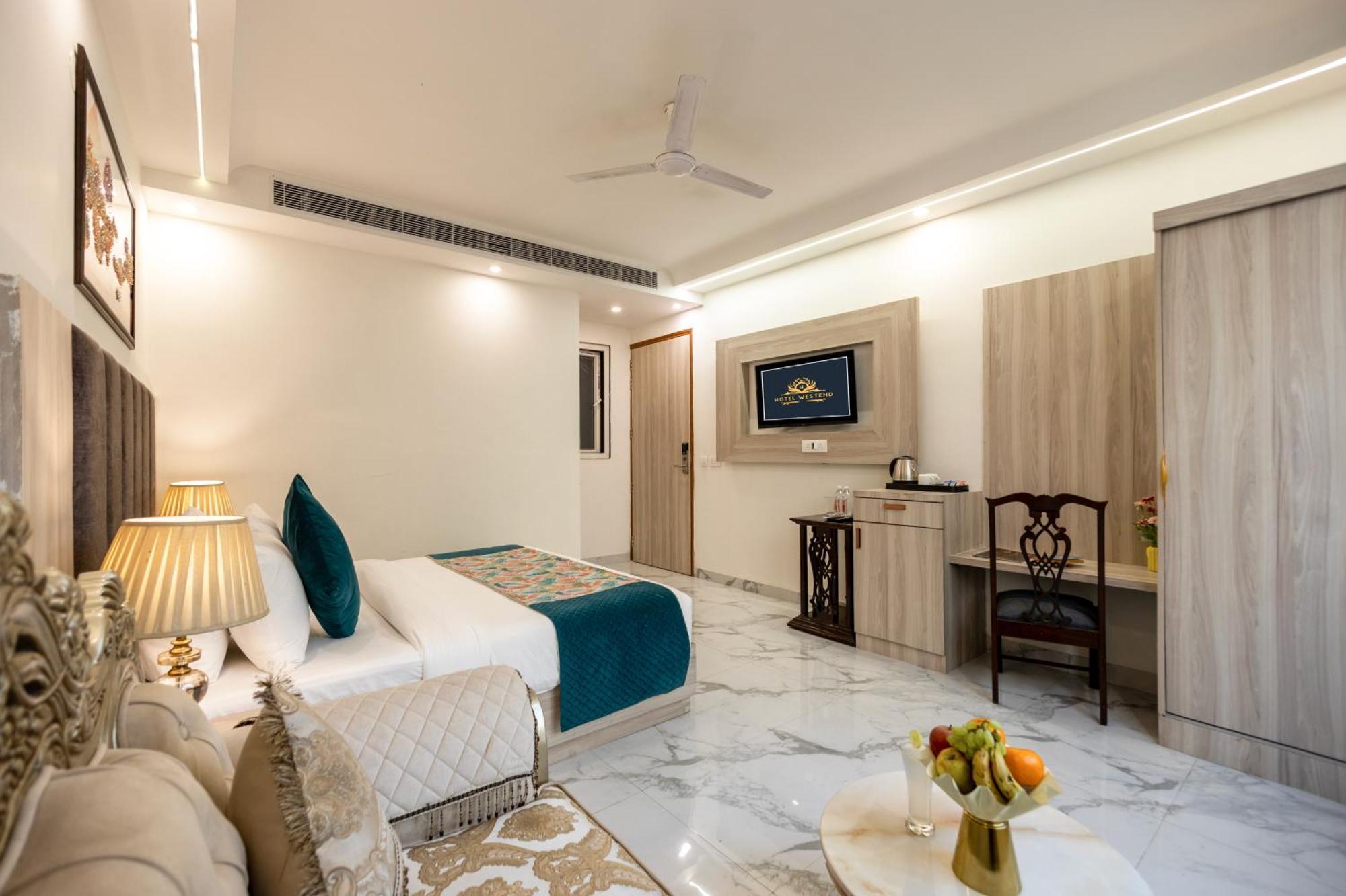 East End Mahipalpur Delhi Airport Hotel 4*