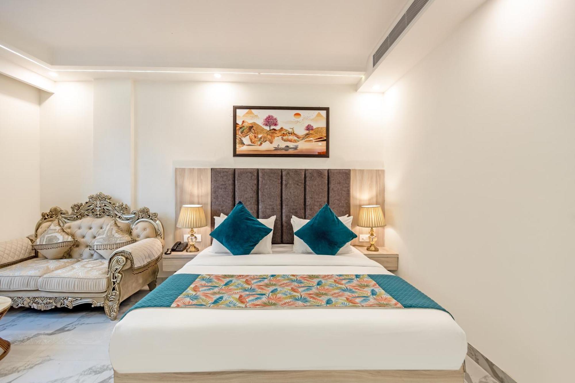 East End Mahipalpur Delhi Airport 4*