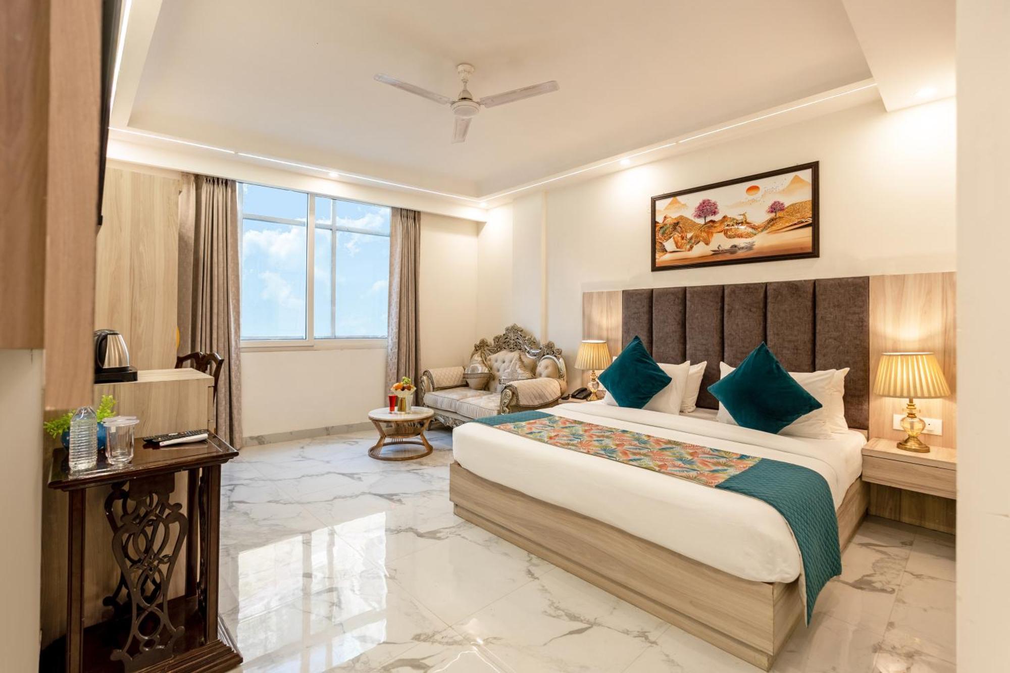 East End Mahipalpur Delhi Airport Hotel