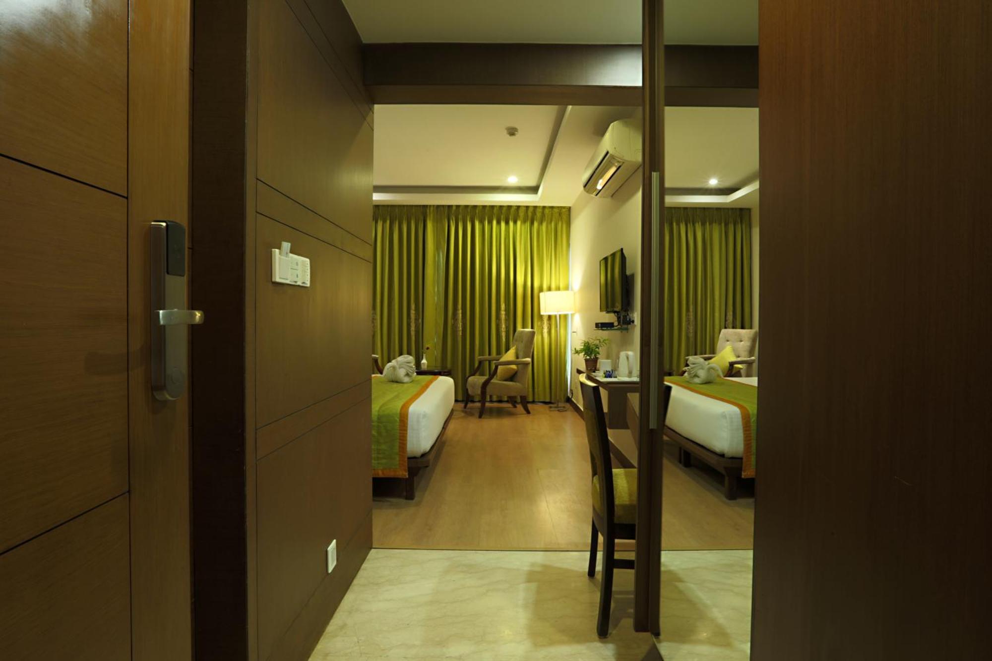 East End Near Delhi Airport New Delhi