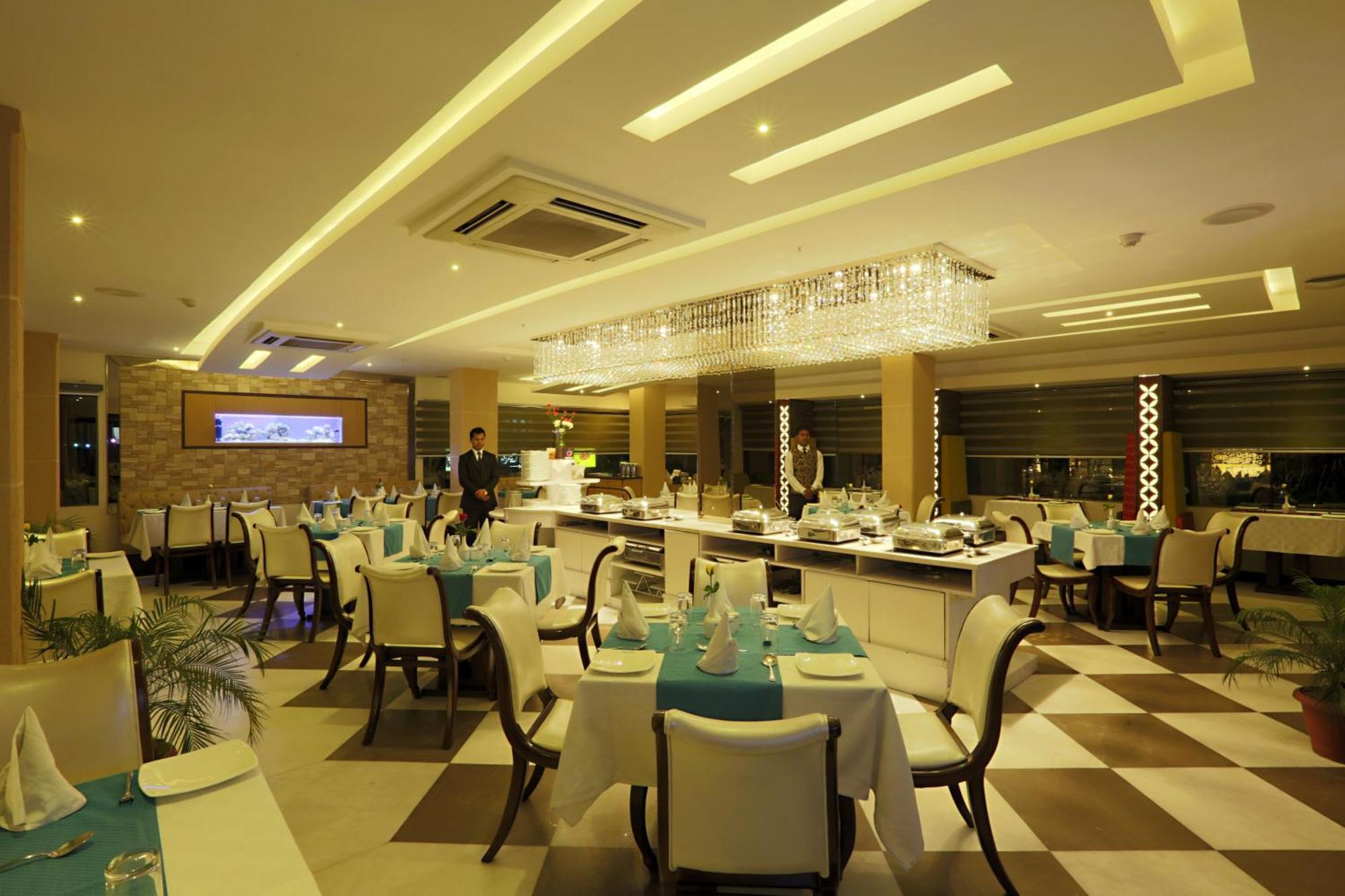 East End Near Delhi Airport Hotel New Delhi